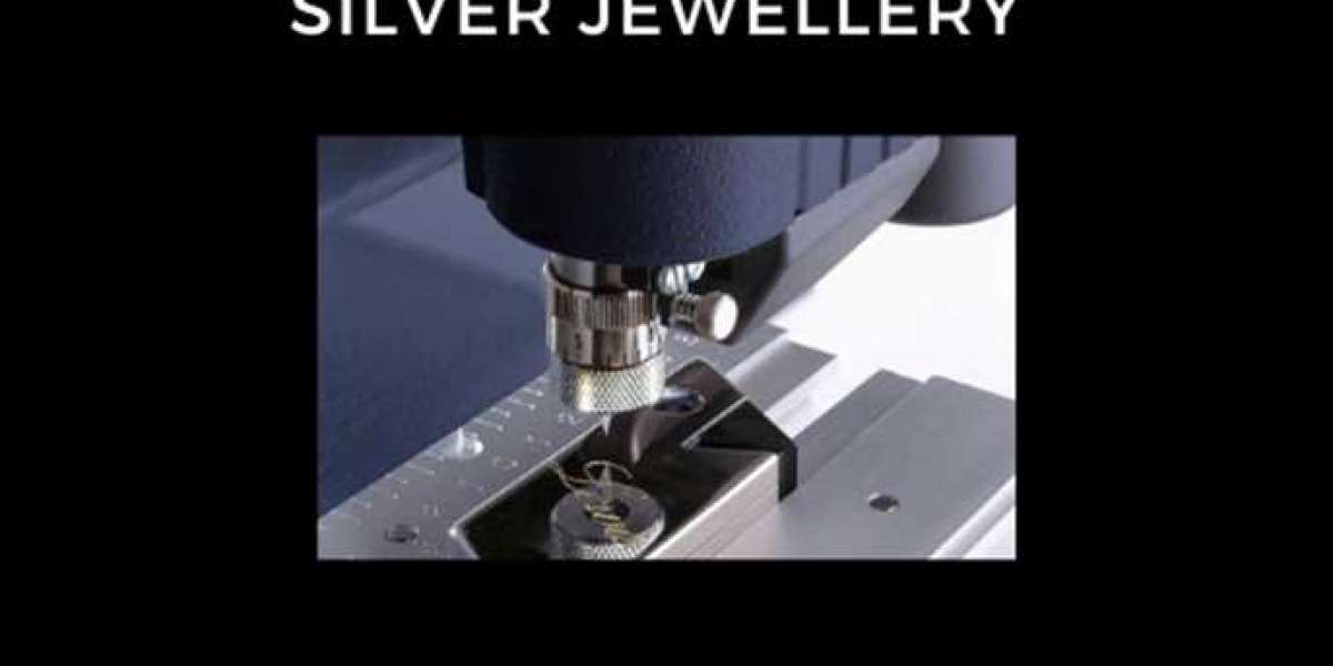 The Advantages of Using CNC Machines for Silver Jewellery Production