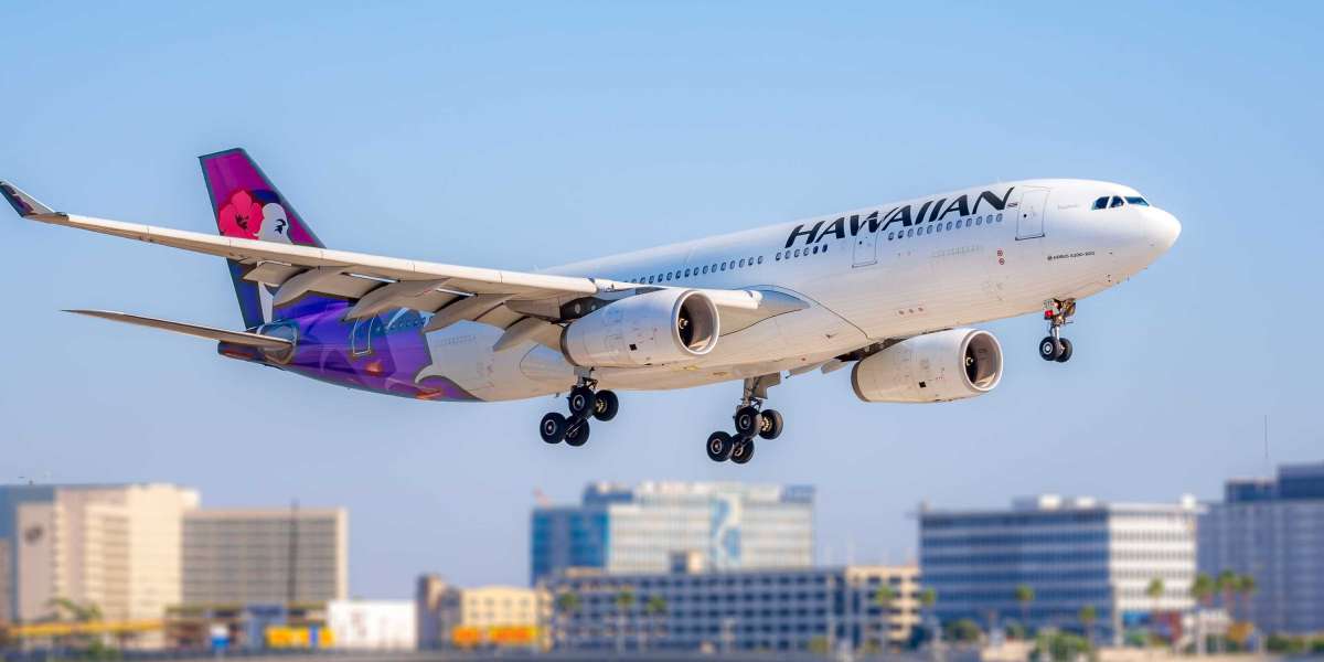 What does Hawaiian Airlines first class offer?