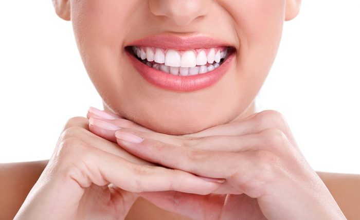 Common Smile Flaws and How a Smile Makeover Can Address Them - Blogstudiio