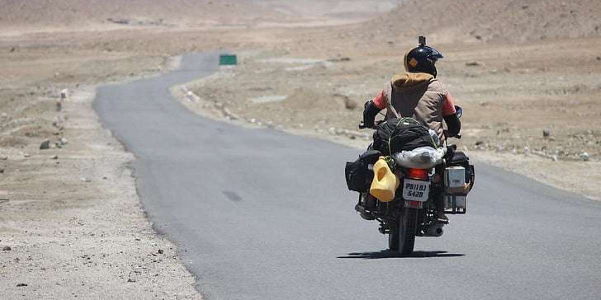 Manali to Leh Bike Trip: The Ultimate Complete Guide
