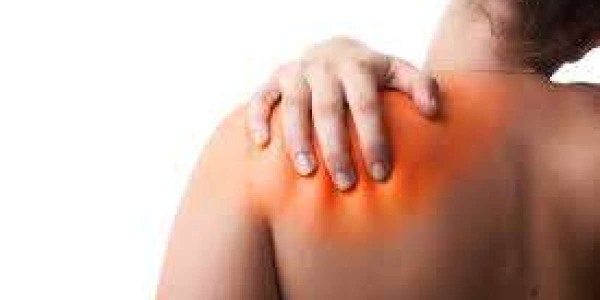 Holistic Relief: A Guide to Personalized Shoulder Pain Treatment