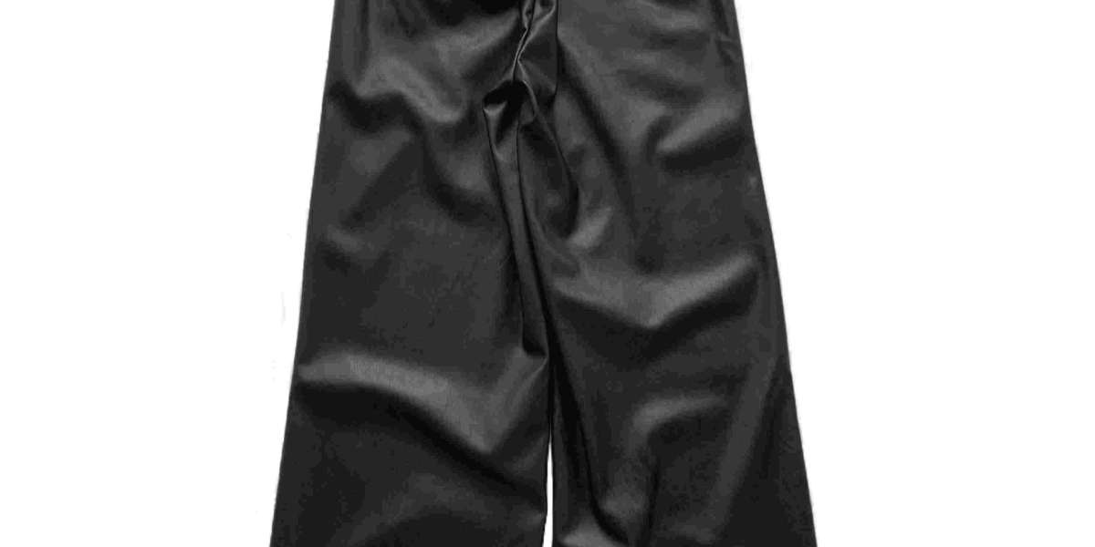 Plus size faux leather pants: the perfect balance of comfort and style