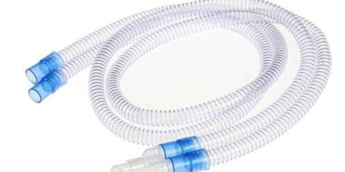 Is the pvc manual resuscitator provider simple to operate?