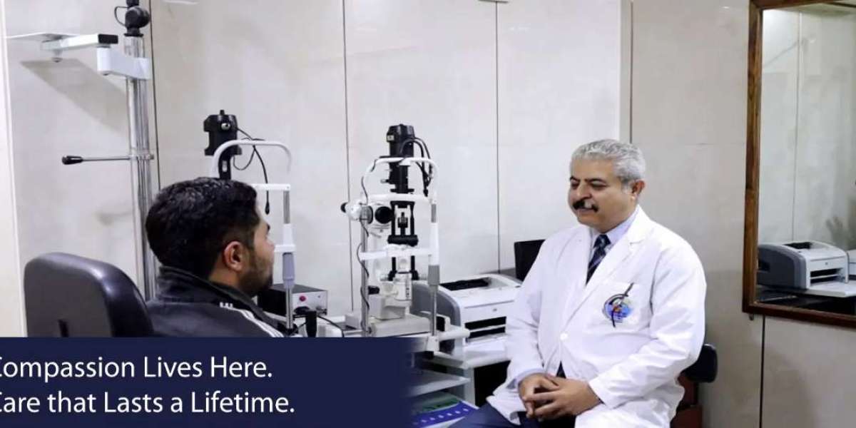 Best eye specialist in UP | Jawahar Eye Hospital