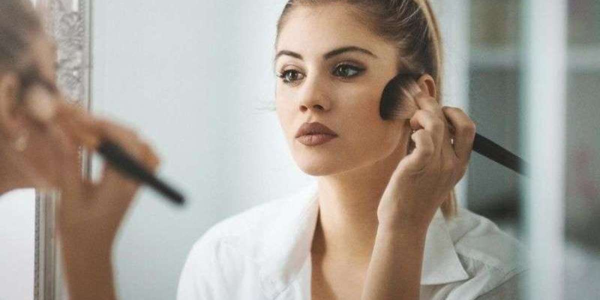 Advanced Techniques in Beautician Training
