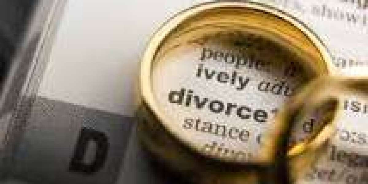 Navigating Complex Financial Matters in Divorce Proceedings: Strategies Employed by Divorce Lawyers