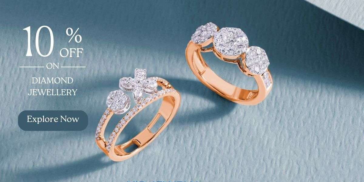 How to Choose the Perfect Yellow Gold Diamond Engagement Ring