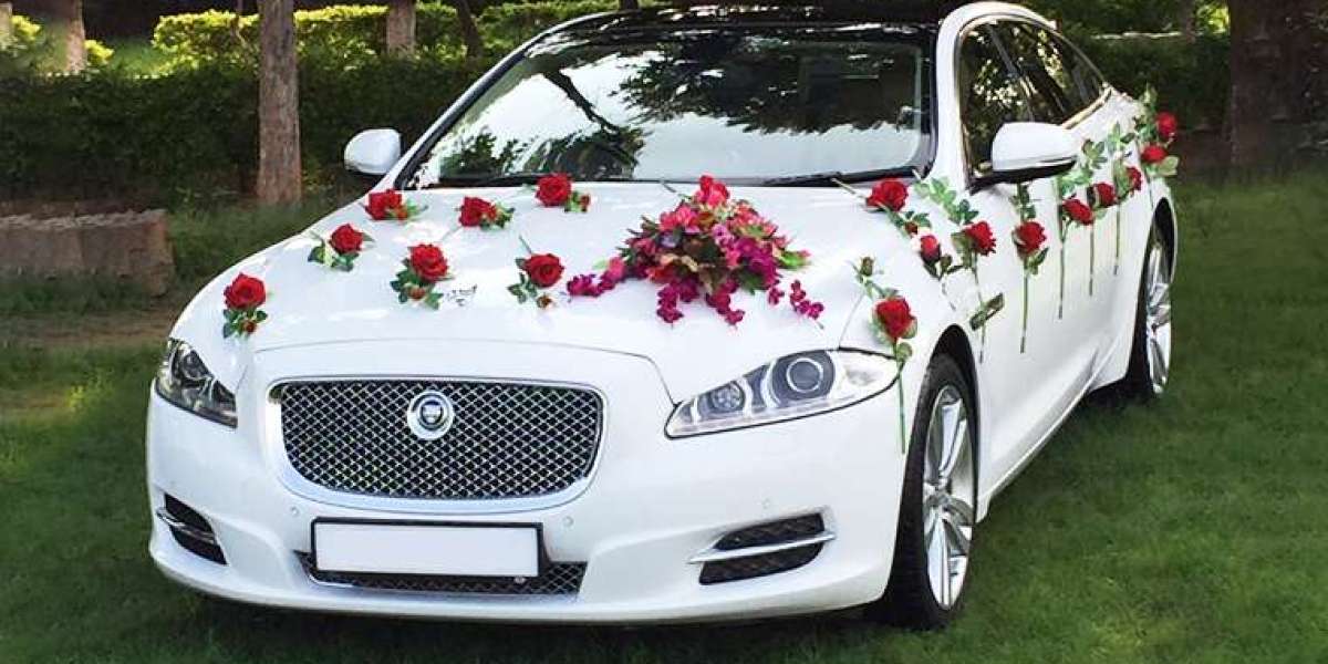 Experience Luxury: Jaipur Luxury Car Rental Services