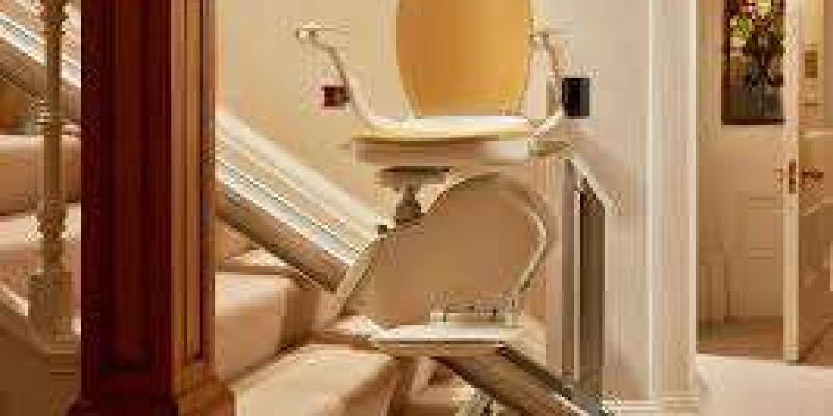 Ascending with Ease: Exploring Stair Lift Rentals from Bergaccess