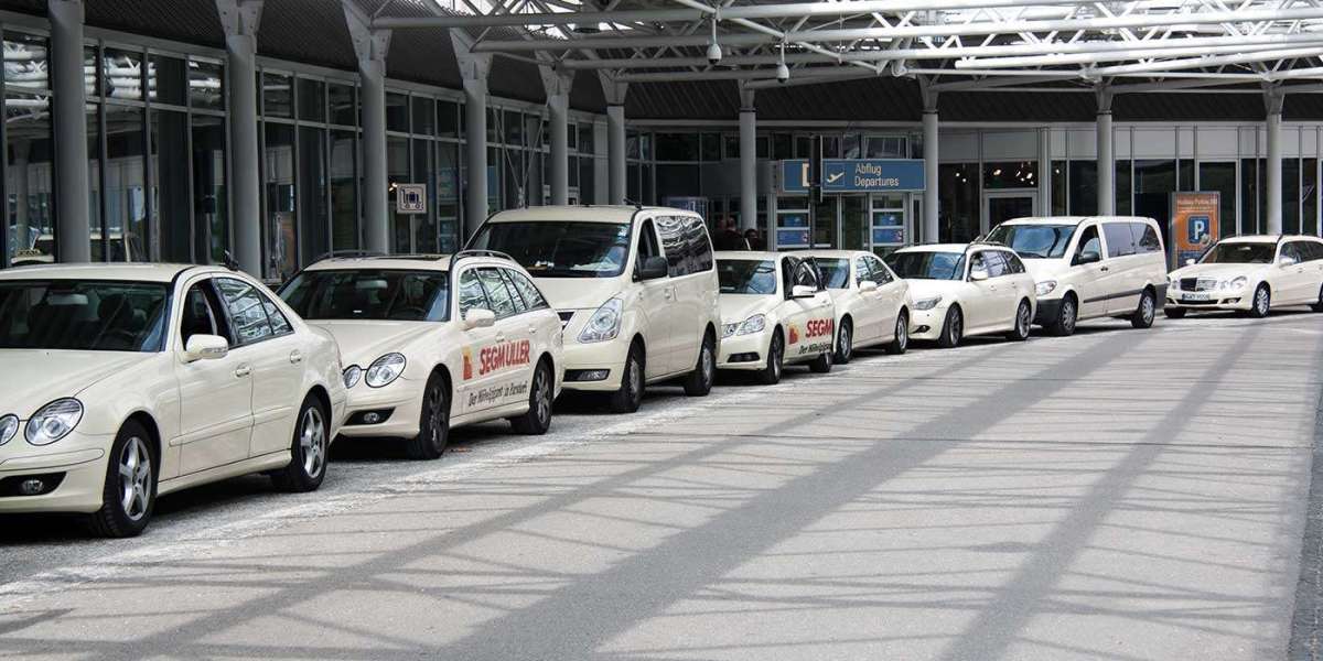 Smooth Travels: Navigating Airport Transfers with Ease