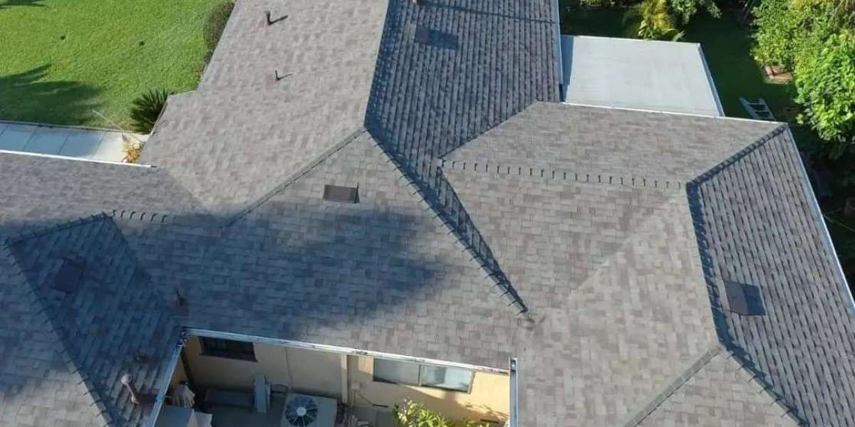 Peace of Mind Under Your Roof: Selecting Roofing Contractors Long Beach