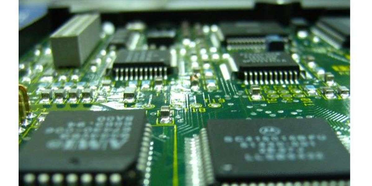 Future of the United Kingdom Semiconductor Market Growth and Insights 2024-2032