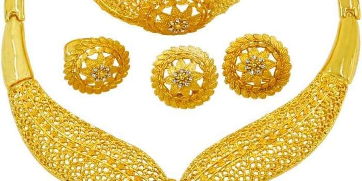 Selling Gold Jewelry: A Comprehensive Guide with GoldnDiamond.trade in Houston