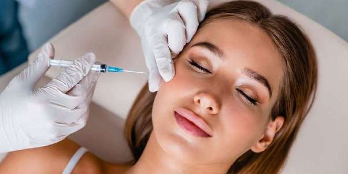 Acclaimed Dermatology Clinics for Acne in Dubai & Abu Dhabi